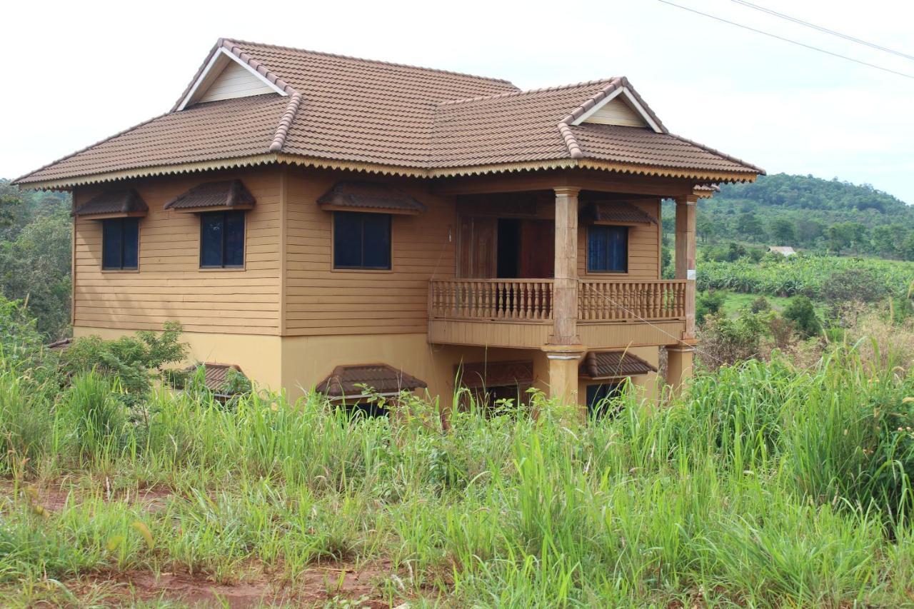 Terre De Lumiere Bed & Breakfast Senmonorom Exterior foto